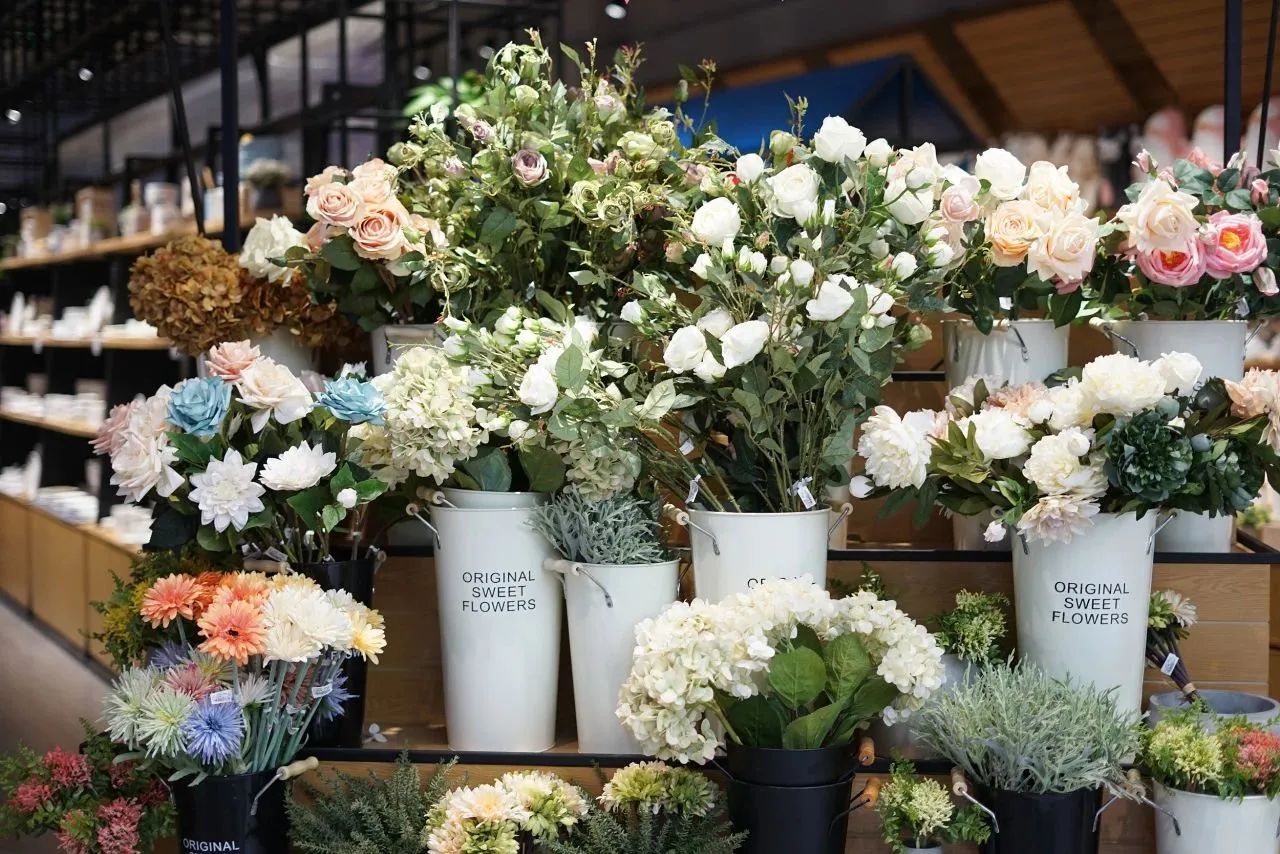 衢州畅捷通新闻资讯：凭着一腔热爱开花店，屡遭碰壁的她换道闯出新事业